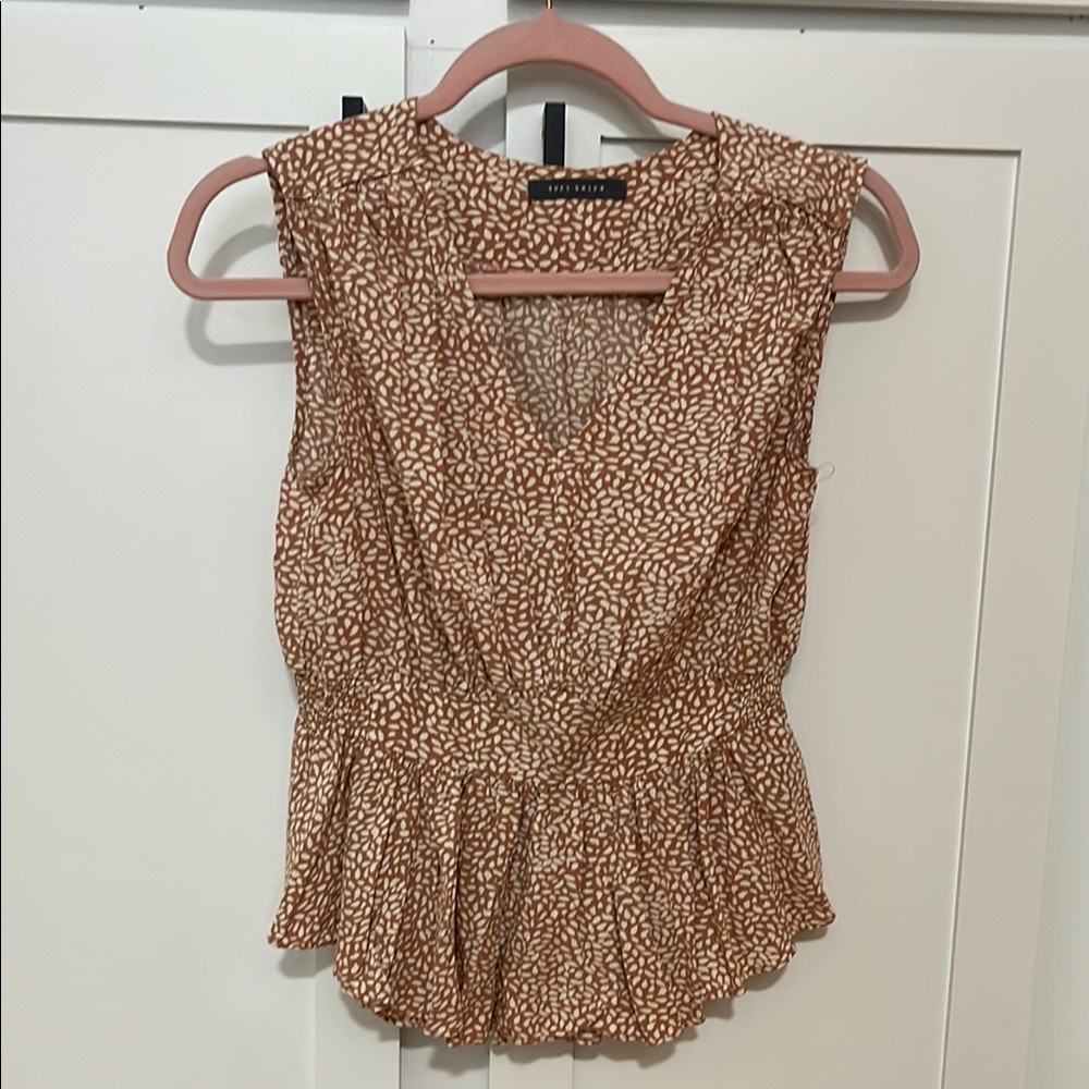 Brown Patterned Sleeveless Top Suzy Shier